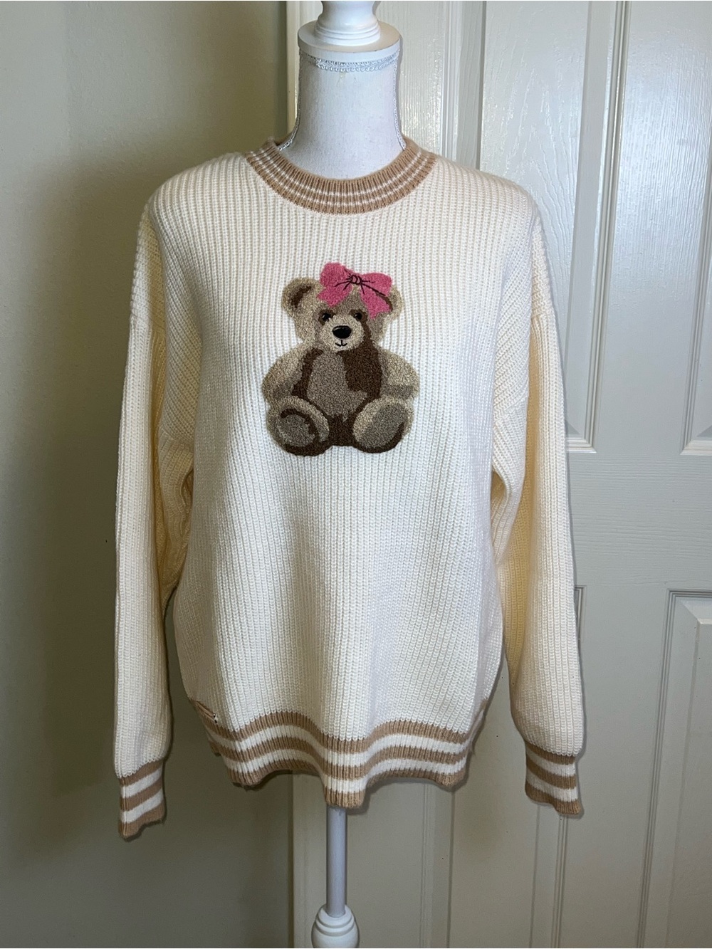 SIMPLY SOUTHERN Teddy Bear Appliqué Sweater